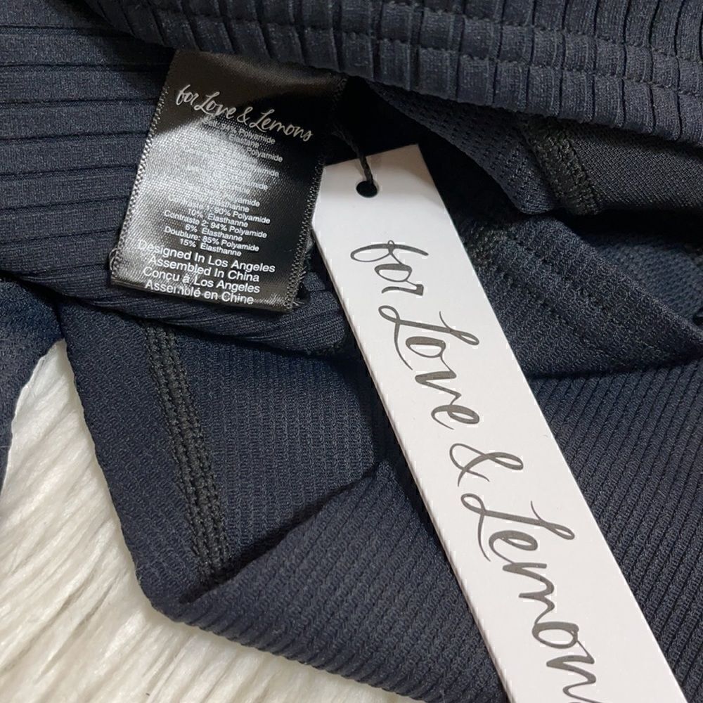 For love and lemons leggings Womens size small black active high waisted New - Picture 5 of 8